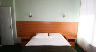 Гостиница ВВВ Лоо Стандартный двухместный номер с 1 кроватью и видом на море-3