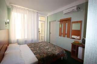 Гостиница ВВВ Лоо Стандартный двухместный номер с 1 кроватью или 2 отдельными кроватями-3
